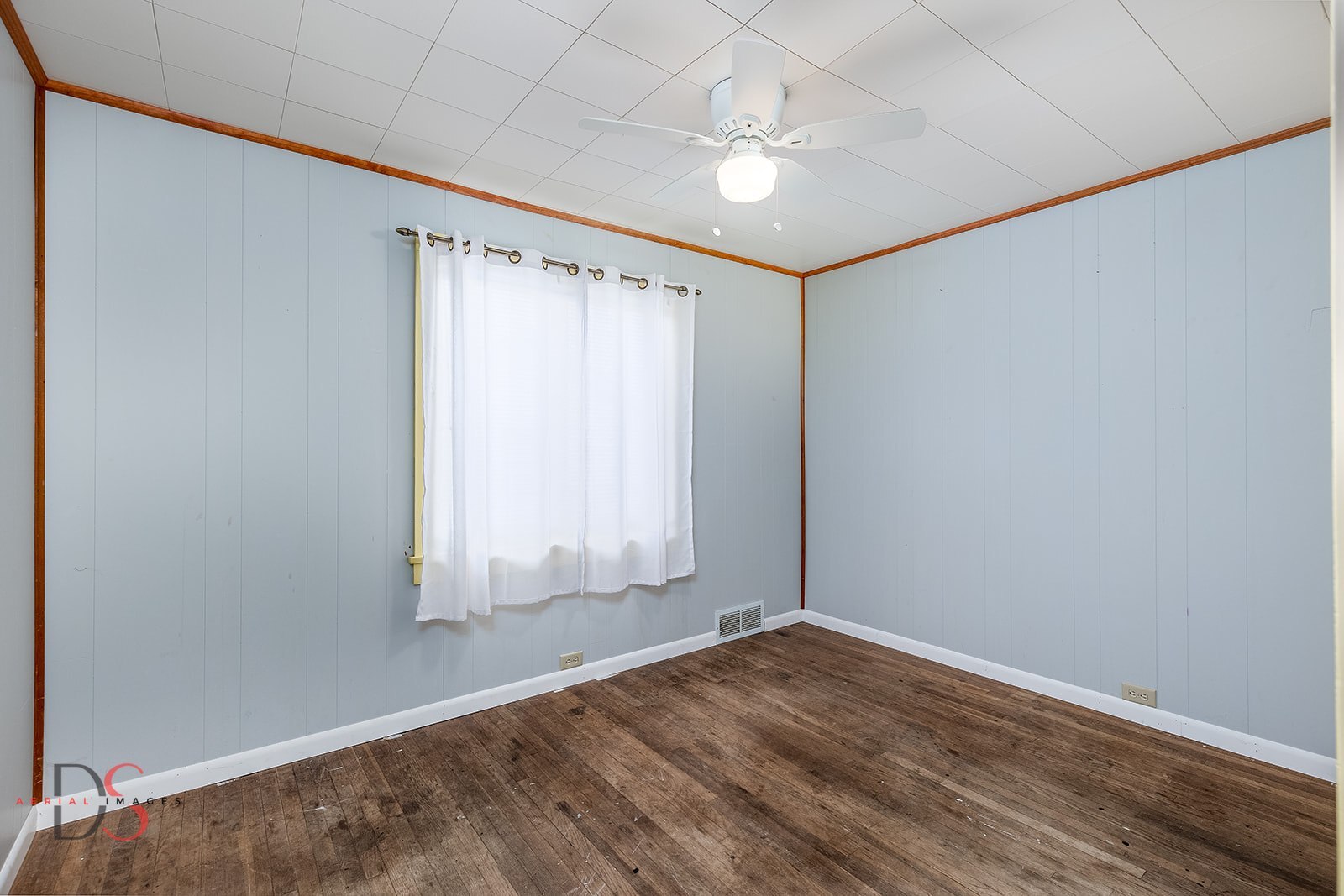 319 Railroad Avenue, Ottawa, IL 61350