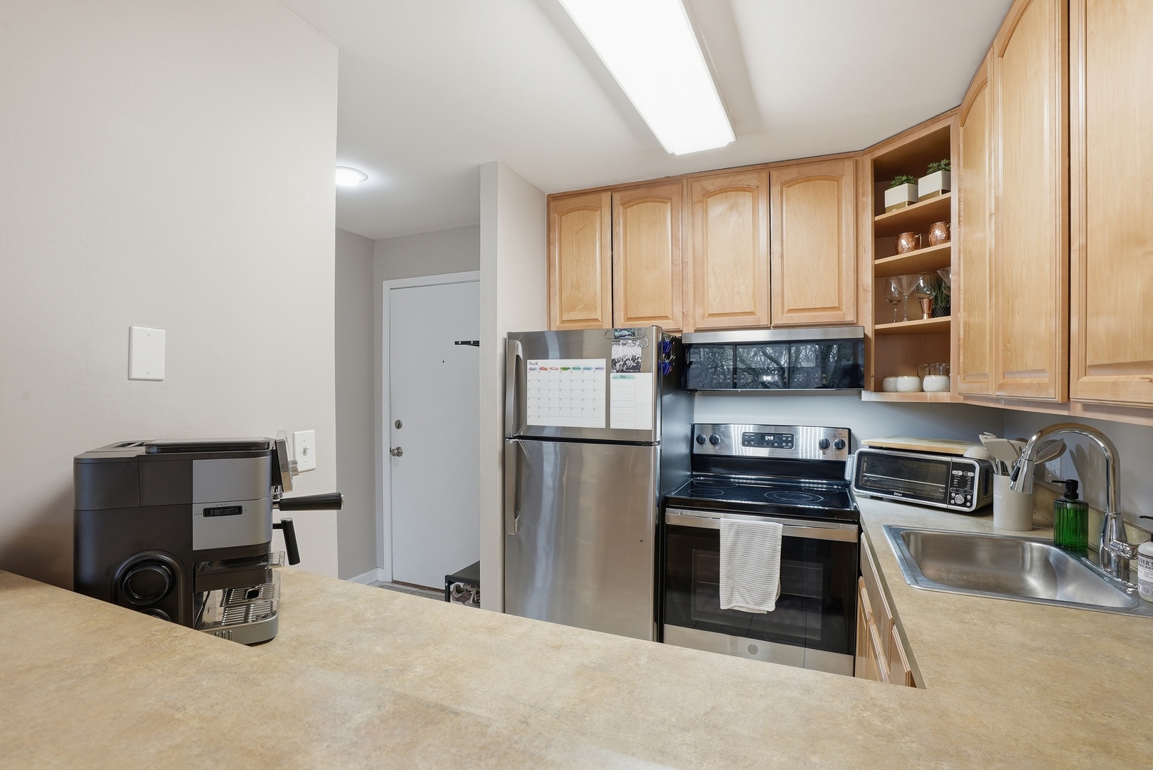 1833 Four Lakes Avenue #3F, Lisle, IL 60532