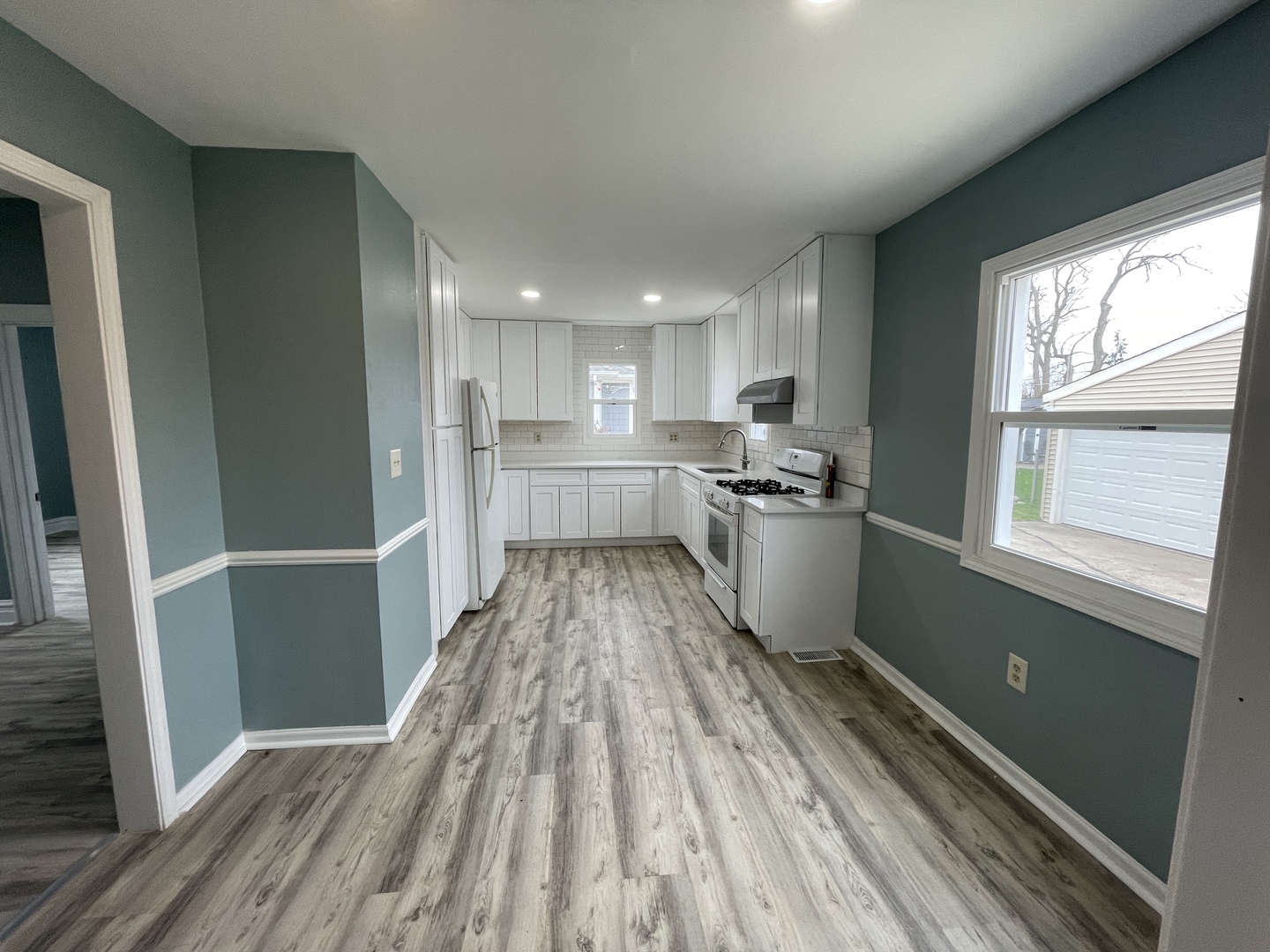 114 E Richmond Street, Westmont, IL 60559