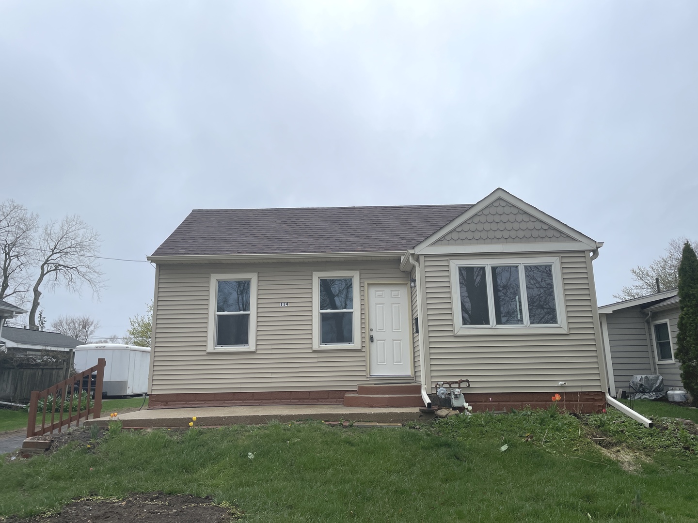 114 E Richmond Street, Westmont, IL 60559