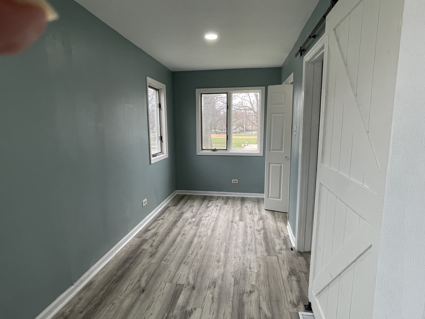 114 E Richmond Street, Westmont, IL 60559