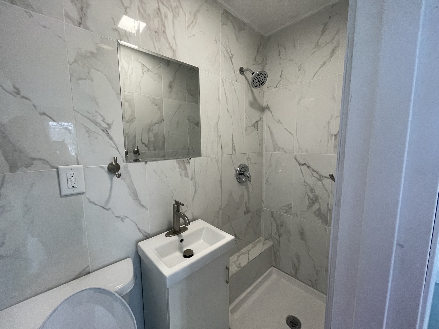 114 E Richmond Street, Westmont, IL 60559