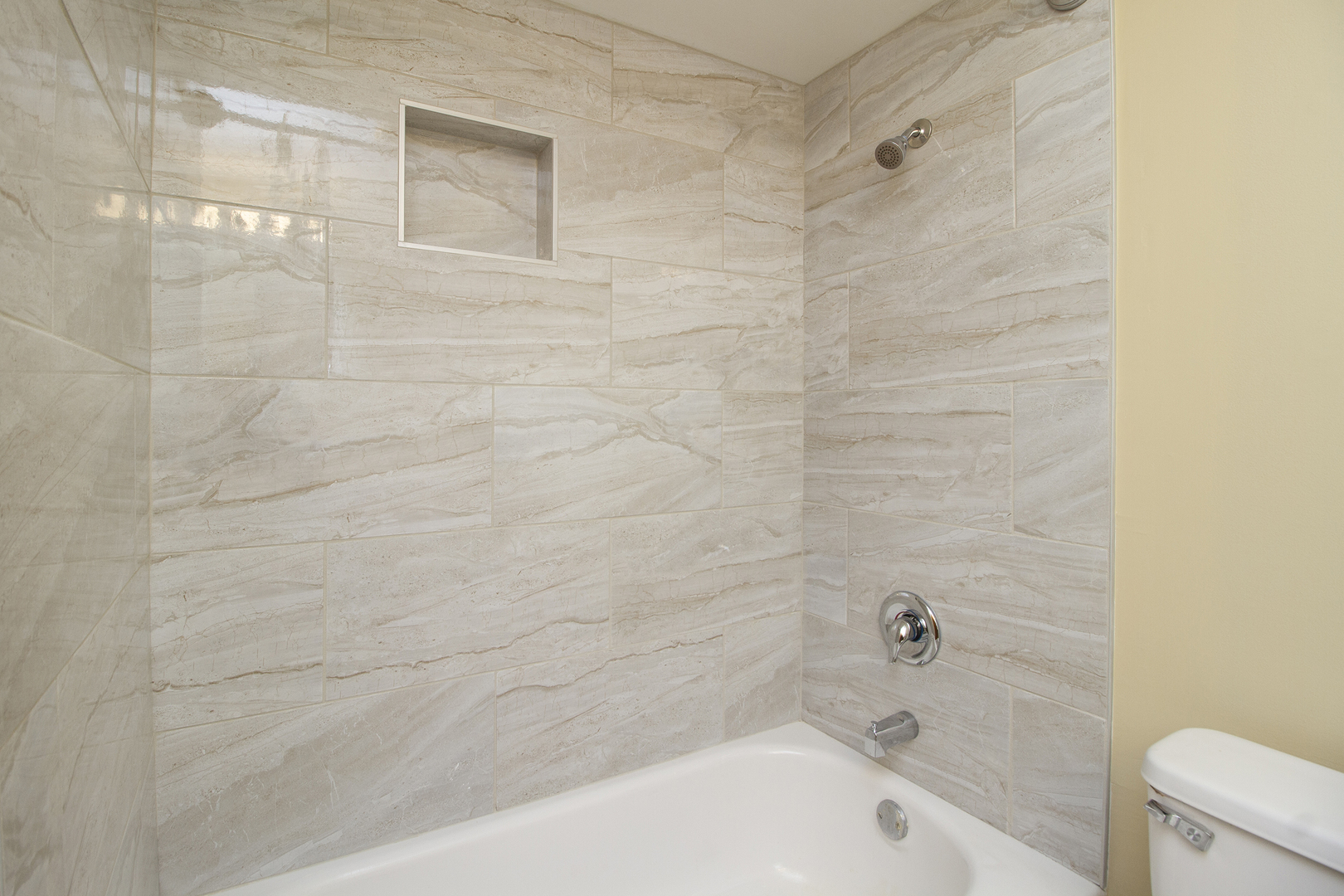 18079 Live Oak Court #1616, Tinley Park, IL 60477