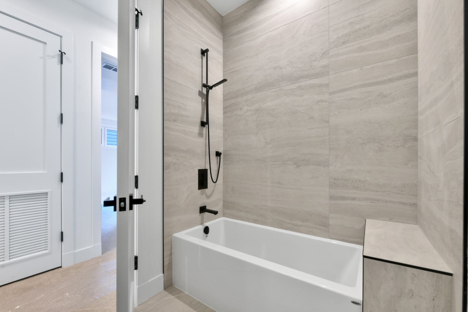 1244 N Kedzie Avenue #1, Chicago, IL 60651