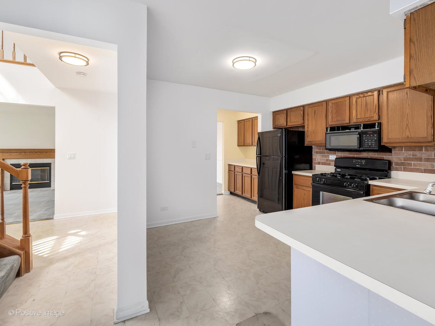 700 Bent Ridge Lane, Elgin, IL 60120