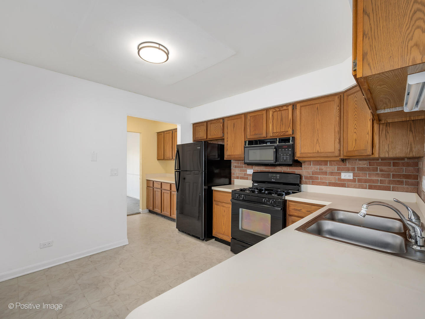 700 Bent Ridge Lane, Elgin, IL 60120