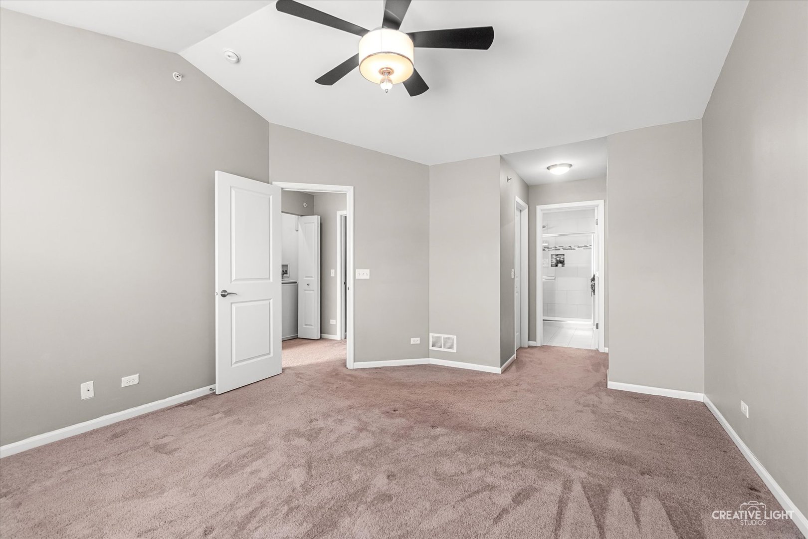 305 Lexington Lane, Rolling Meadows, IL 60008