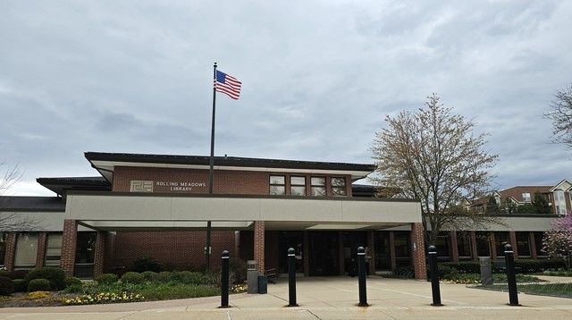 305 Lexington Lane, Rolling Meadows, IL 60008