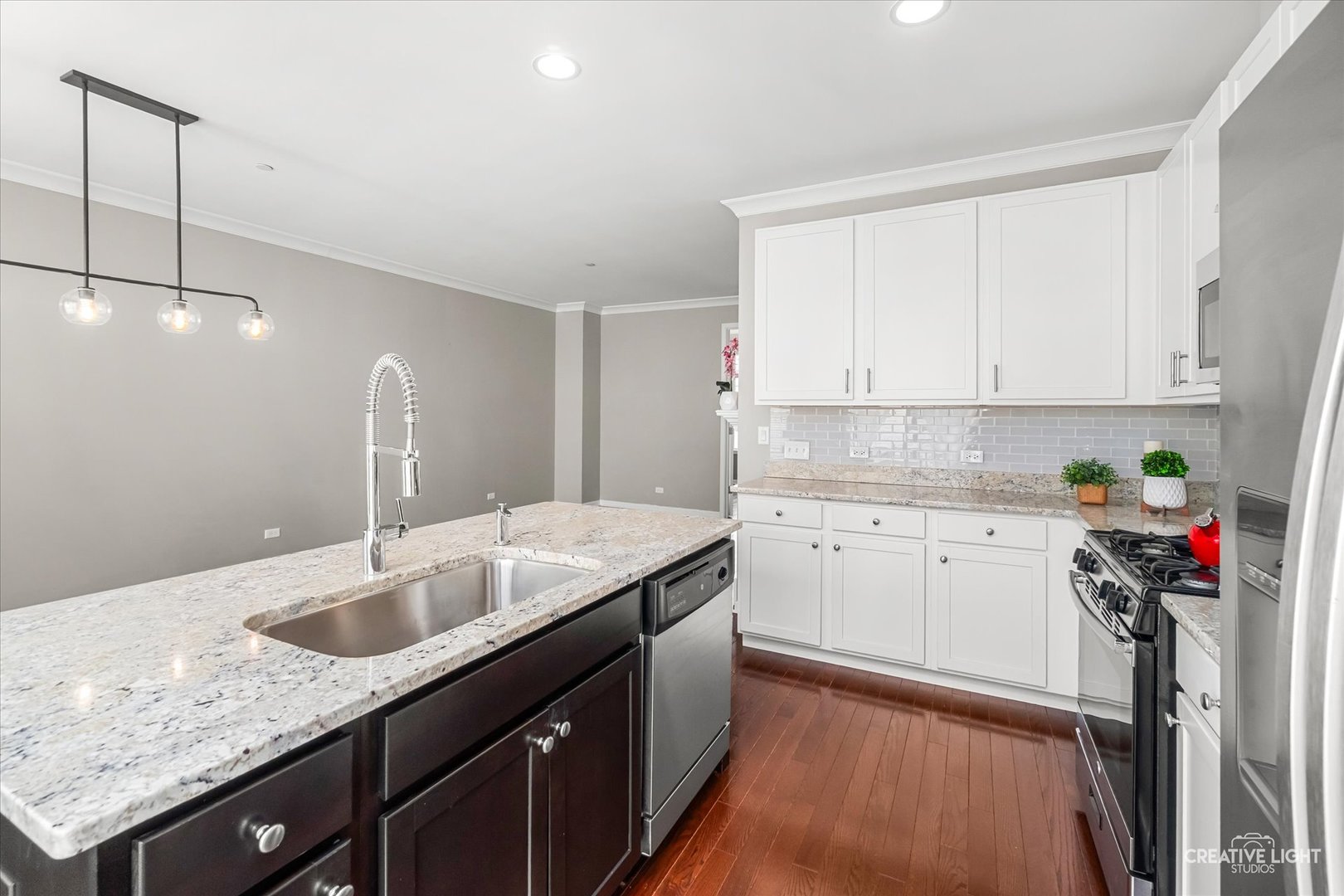305 Lexington Lane, Rolling Meadows, IL 60008