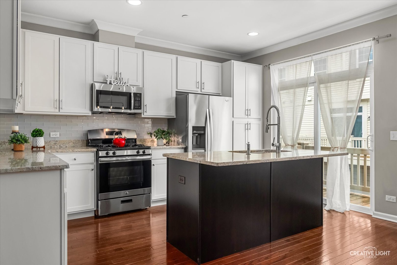 305 Lexington Lane, Rolling Meadows, IL 60008