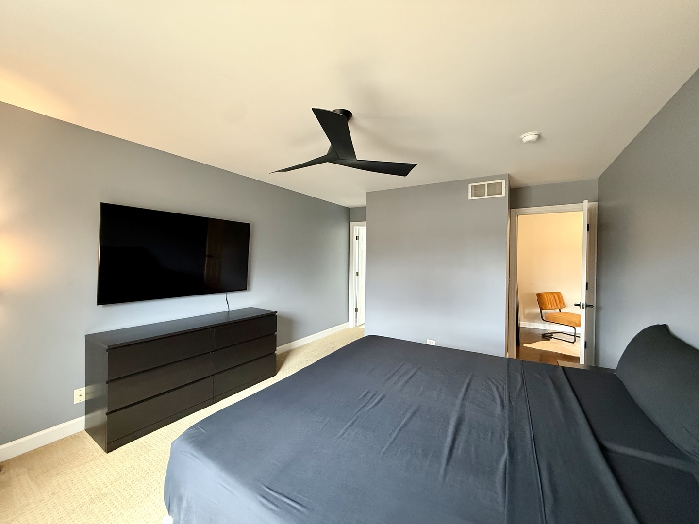 354 Baltimore Drive, Vernon Hills, IL 60061