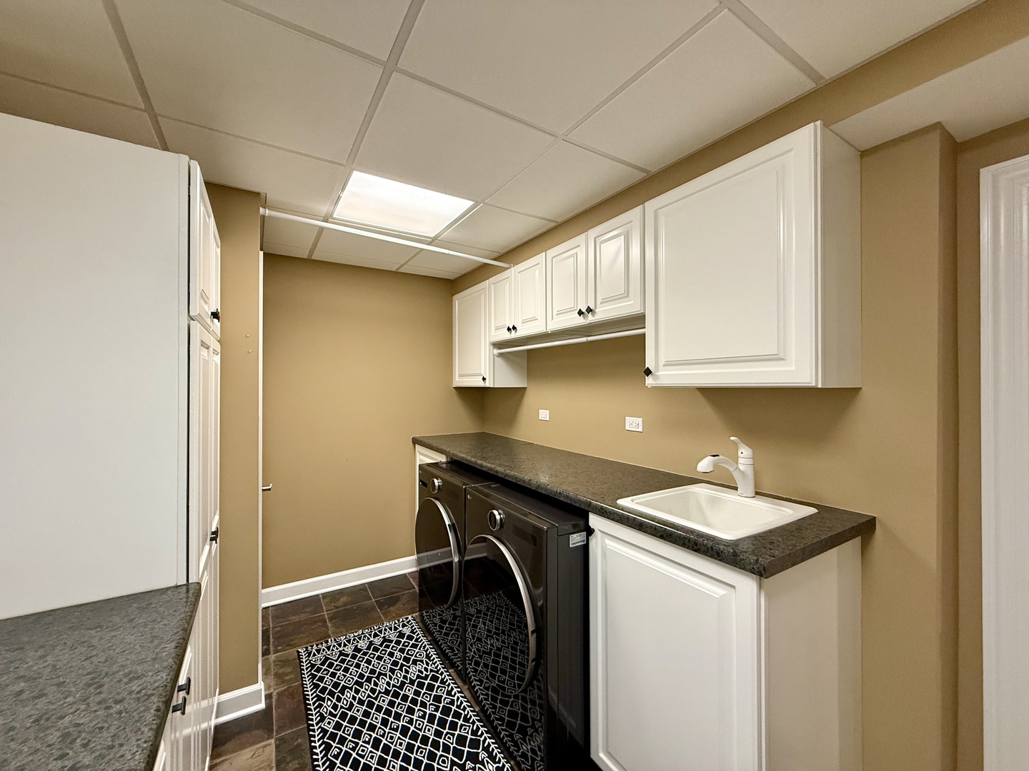 354 Baltimore Drive, Vernon Hills, IL 60061