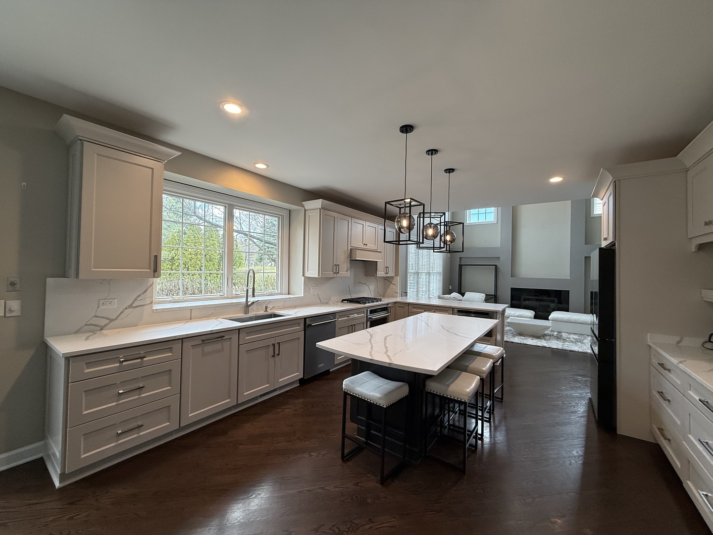 354 Baltimore Drive, Vernon Hills, IL 60061