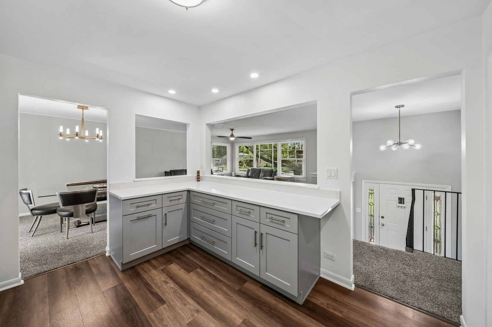 413 TUPELO Avenue, Naperville, IL 60540