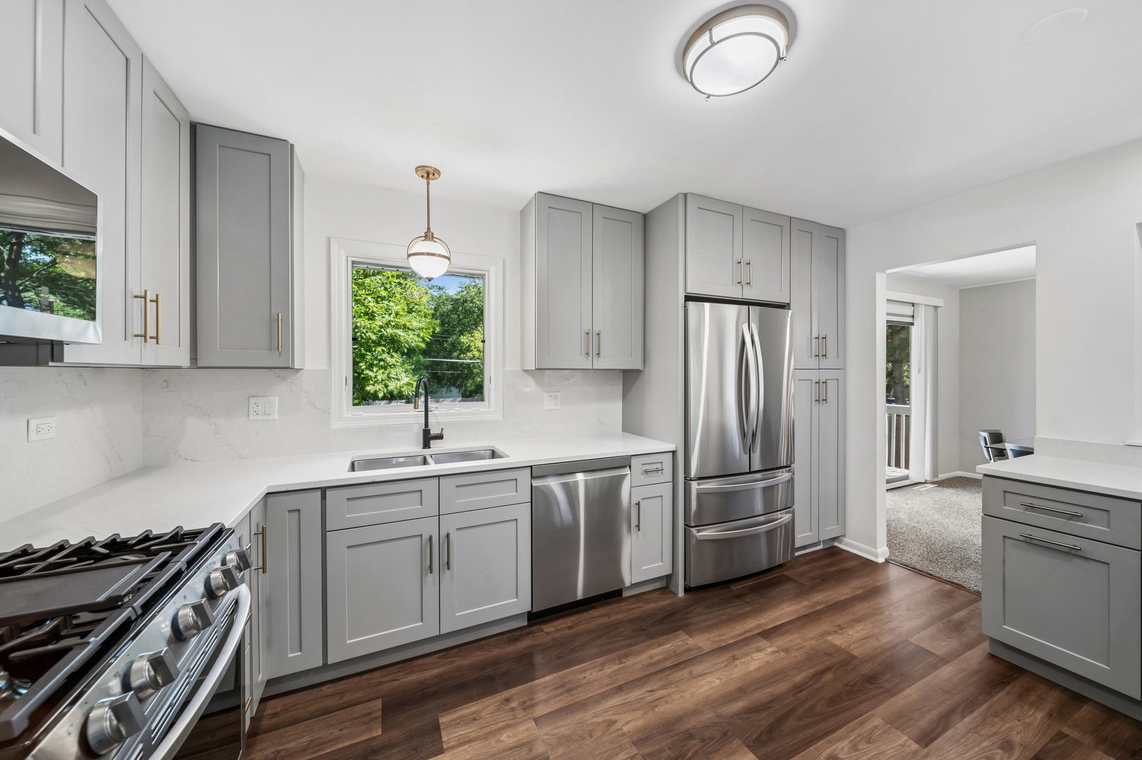413 TUPELO Avenue, Naperville, IL 60540