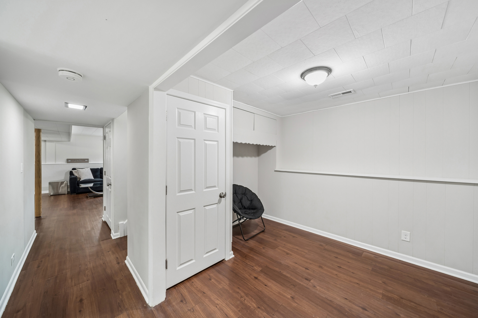 413 TUPELO Avenue, Naperville, IL 60540