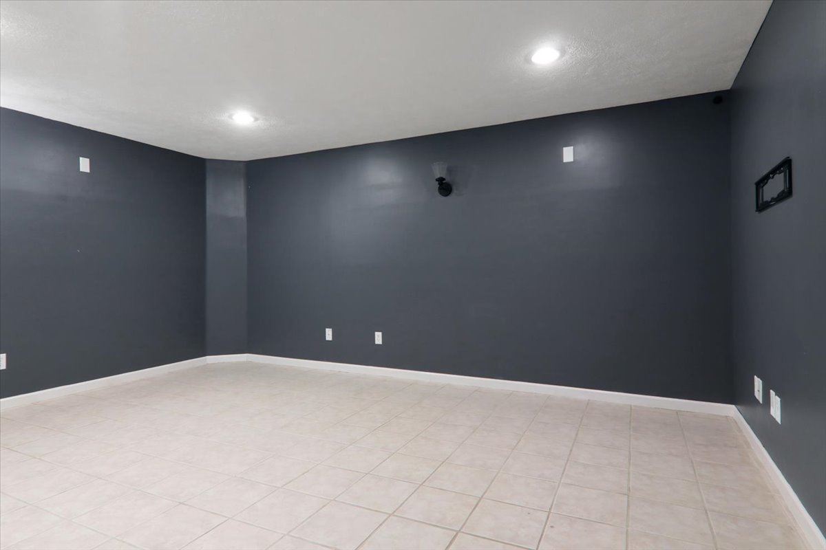 1401 River Landing, Normal, IL 61761