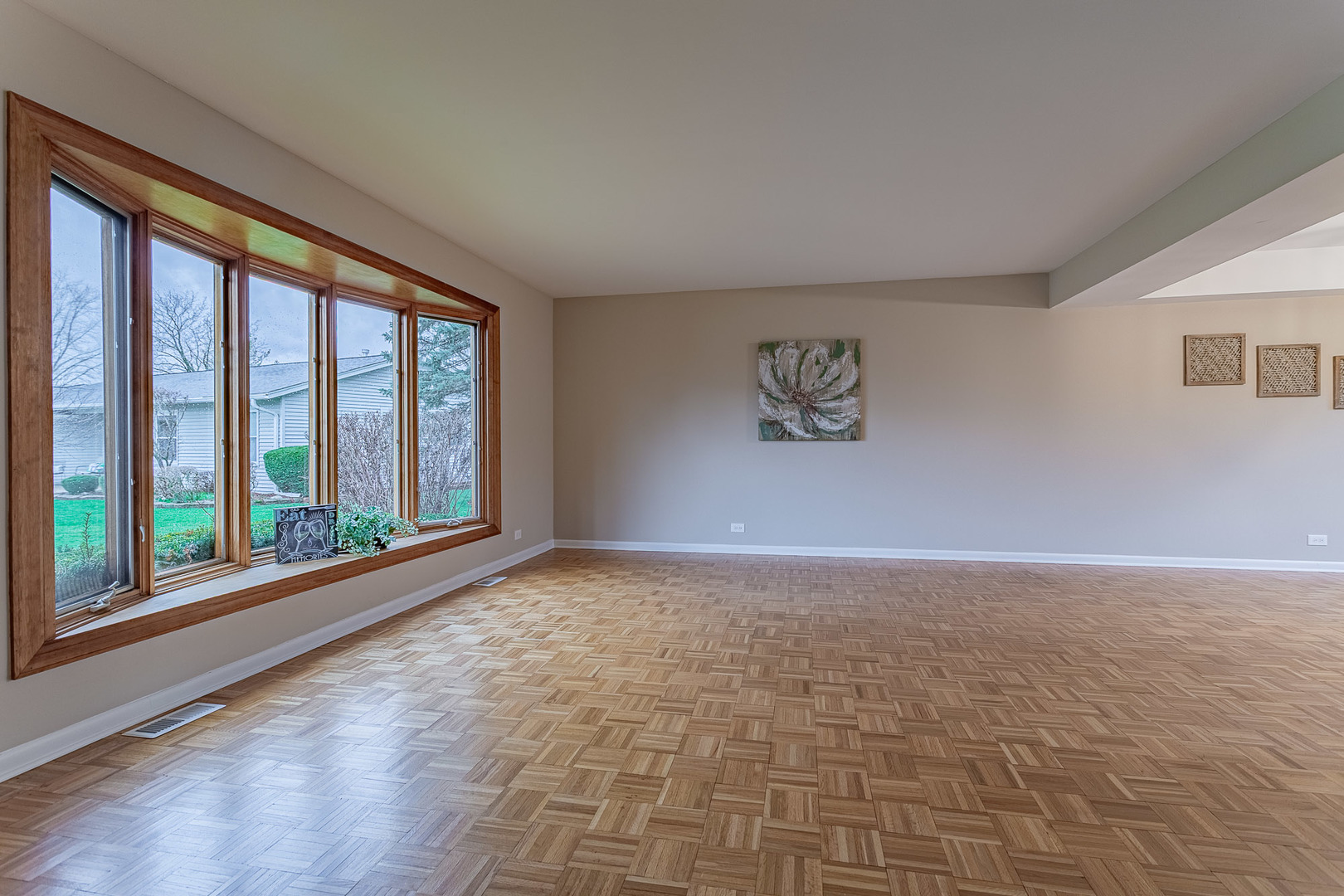 544 NORTHAMPTON Circle, Elk Grove Village, IL 60007