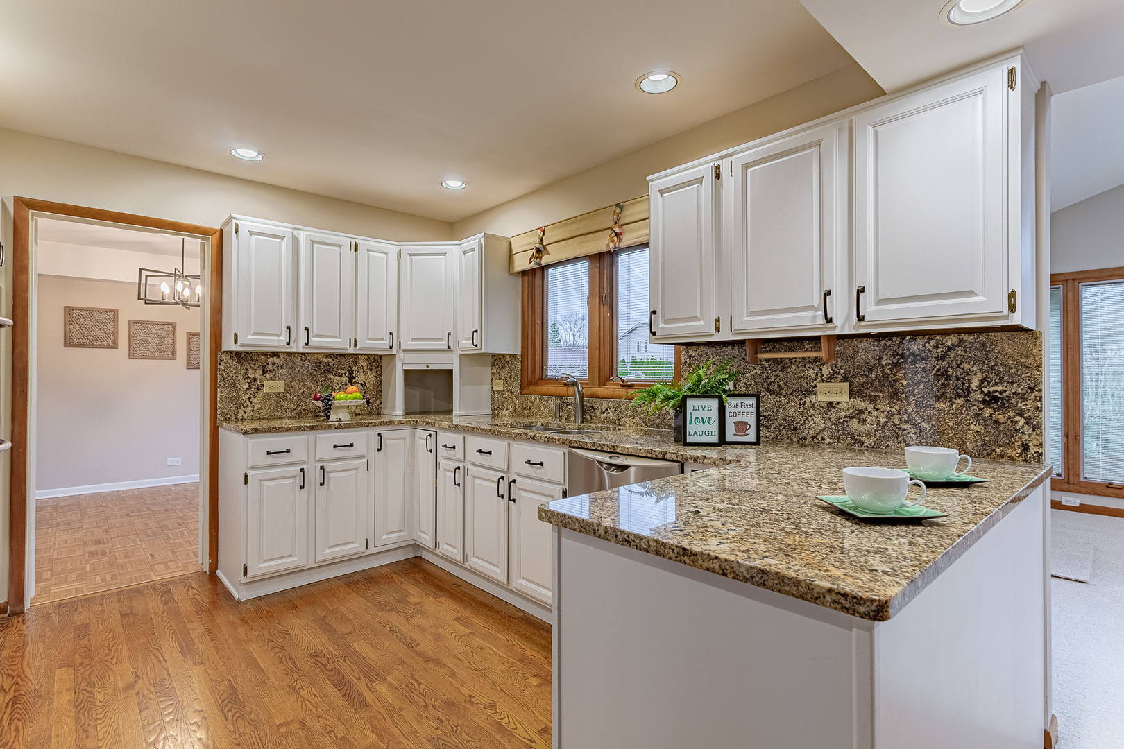 544 NORTHAMPTON Circle, Elk Grove Village, IL 60007