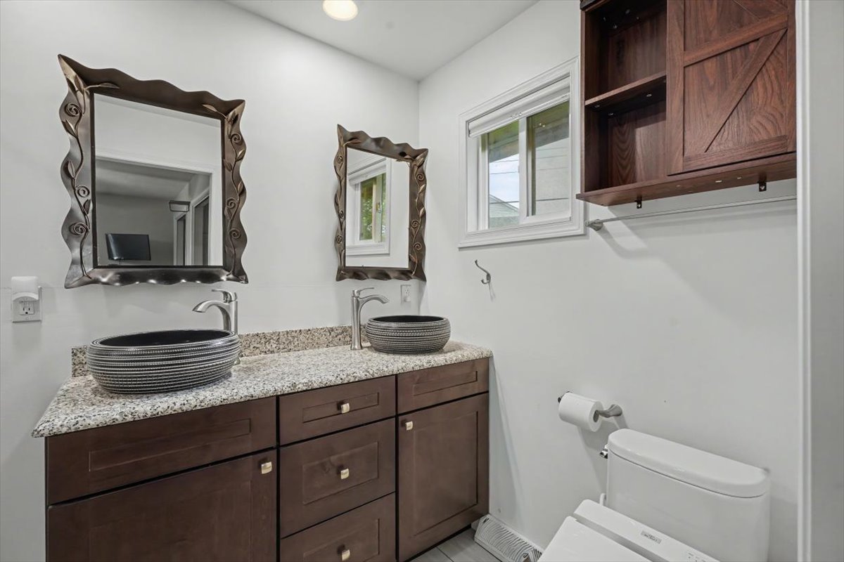 10 O Connor Court, Champaign, IL 61821