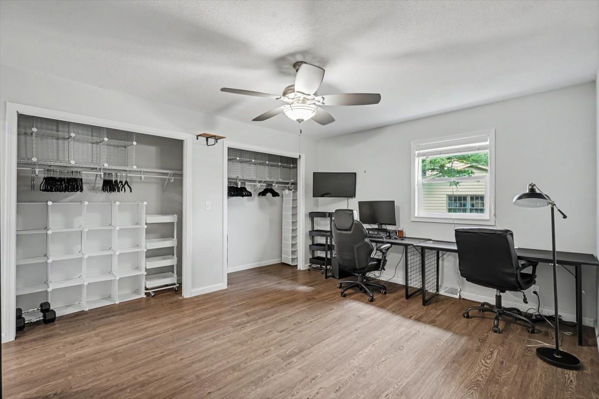 10 O Connor Court, Champaign, IL 61821