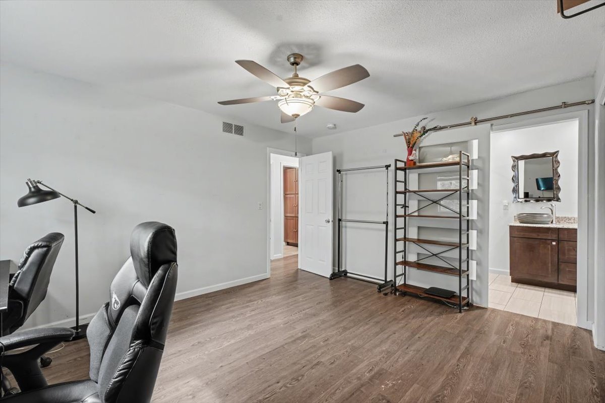 10 O Connor Court, Champaign, IL 61821