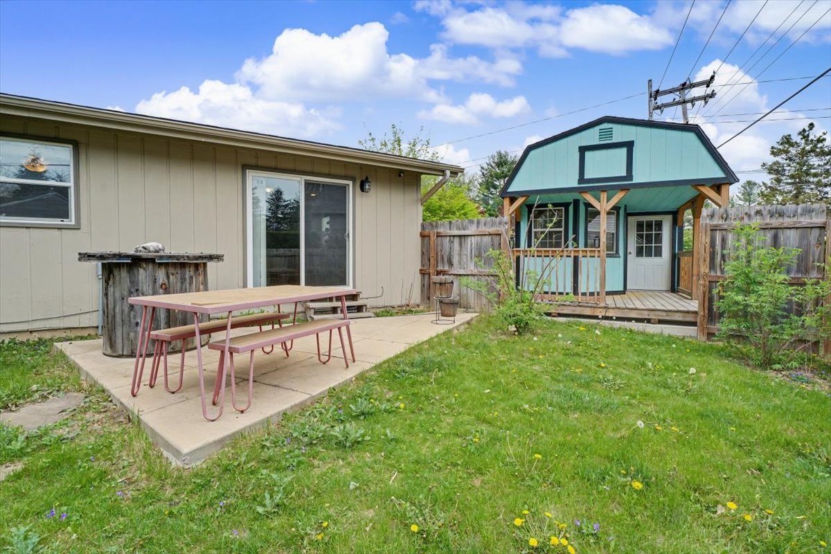 10 O Connor Court, Champaign, IL 61821