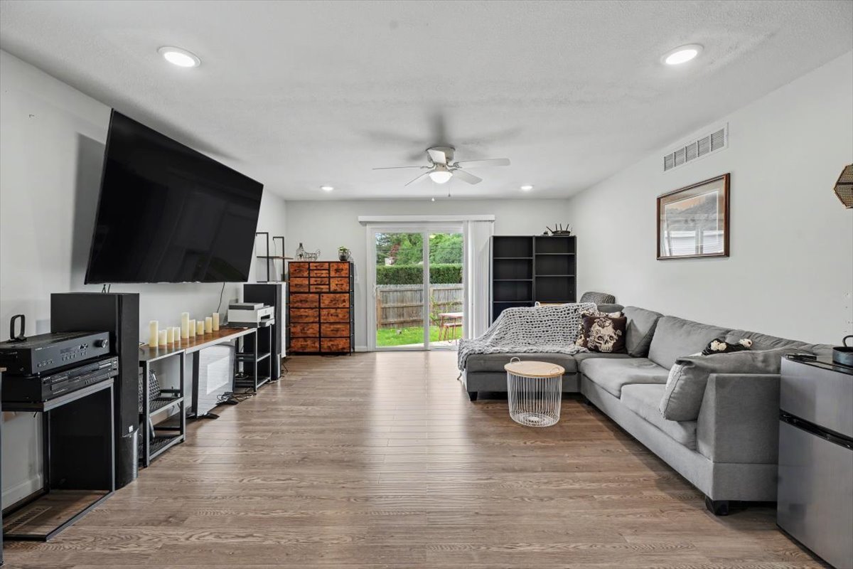 10 O Connor Court, Champaign, IL 61821