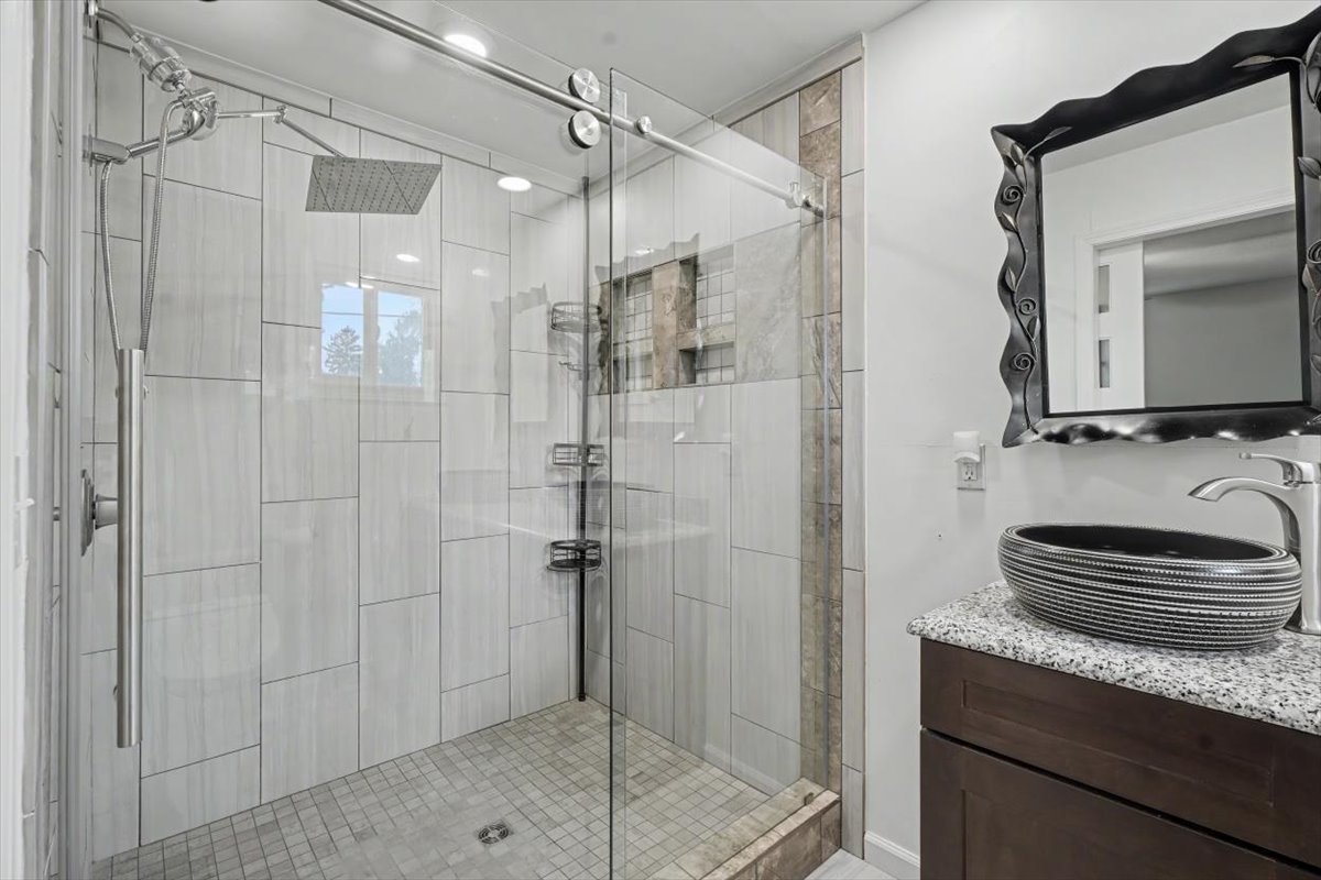 10 O Connor Court, Champaign, IL 61821