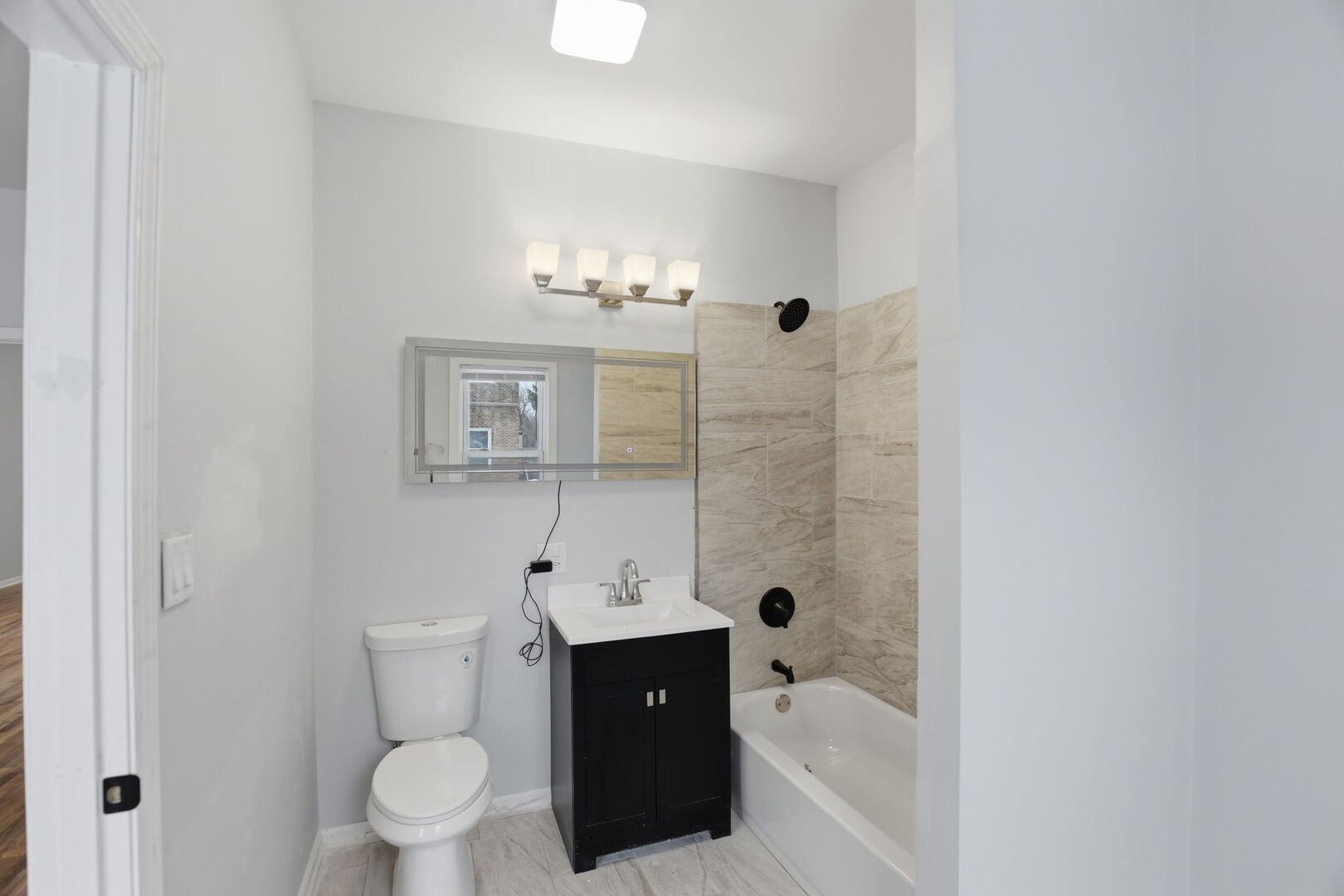 5256 S Carpenter Street, Chicago, IL 60609