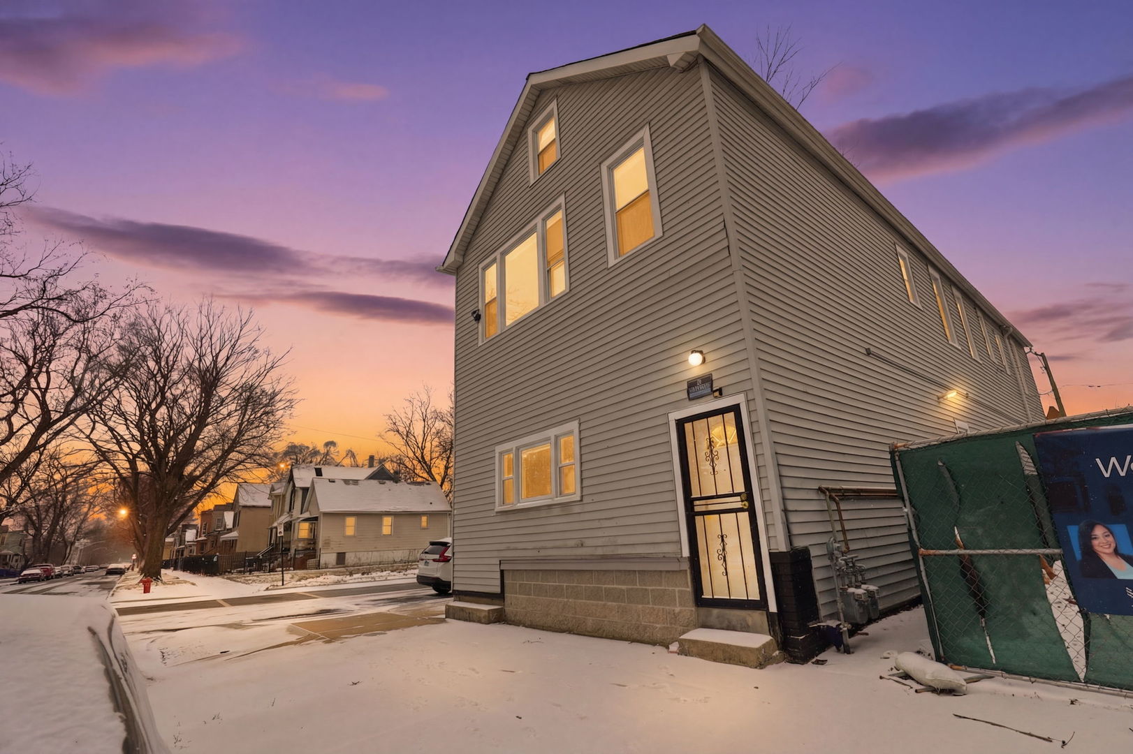 5256 S Carpenter Street, Chicago, IL 60609