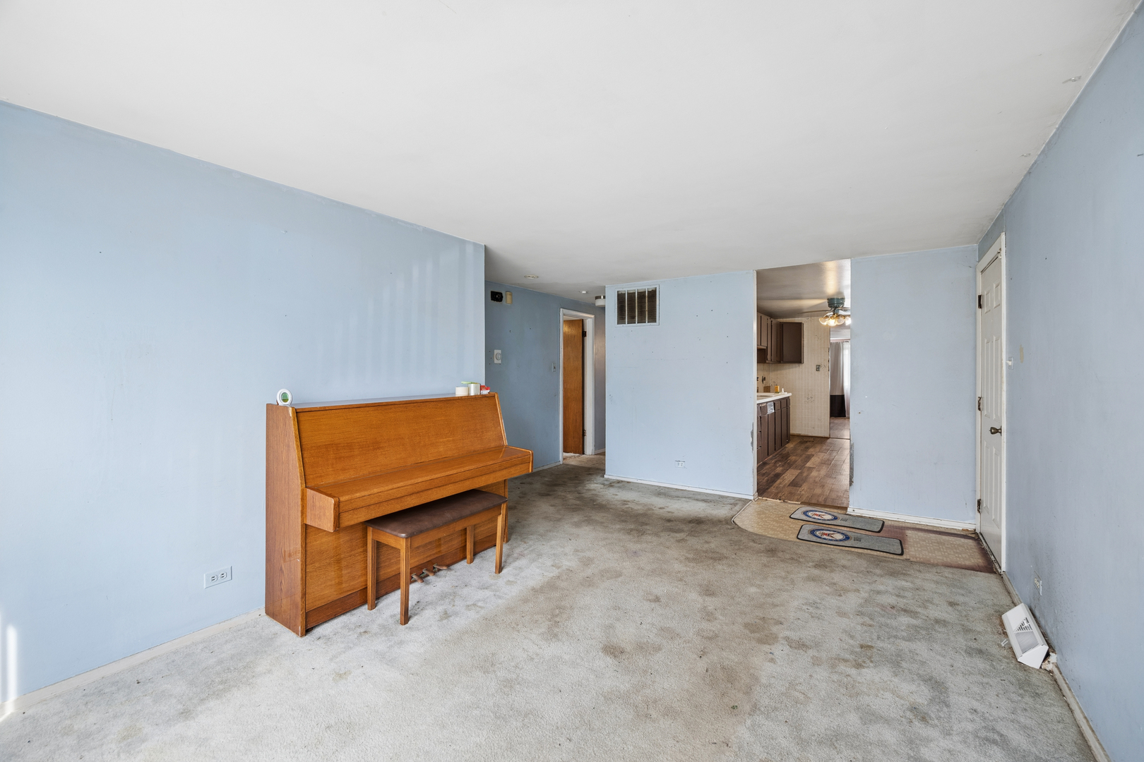 16323 Paulina Street, Markham, IL 60428