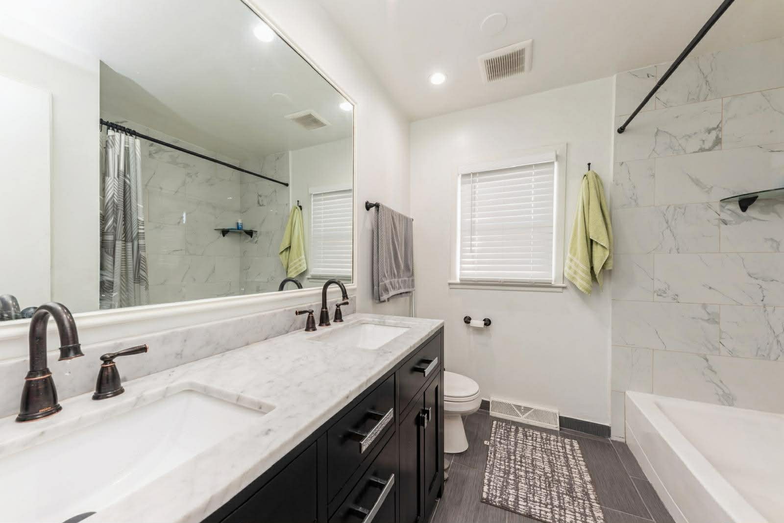 856 E CAPRI Drive #2, Palatine, IL 60074