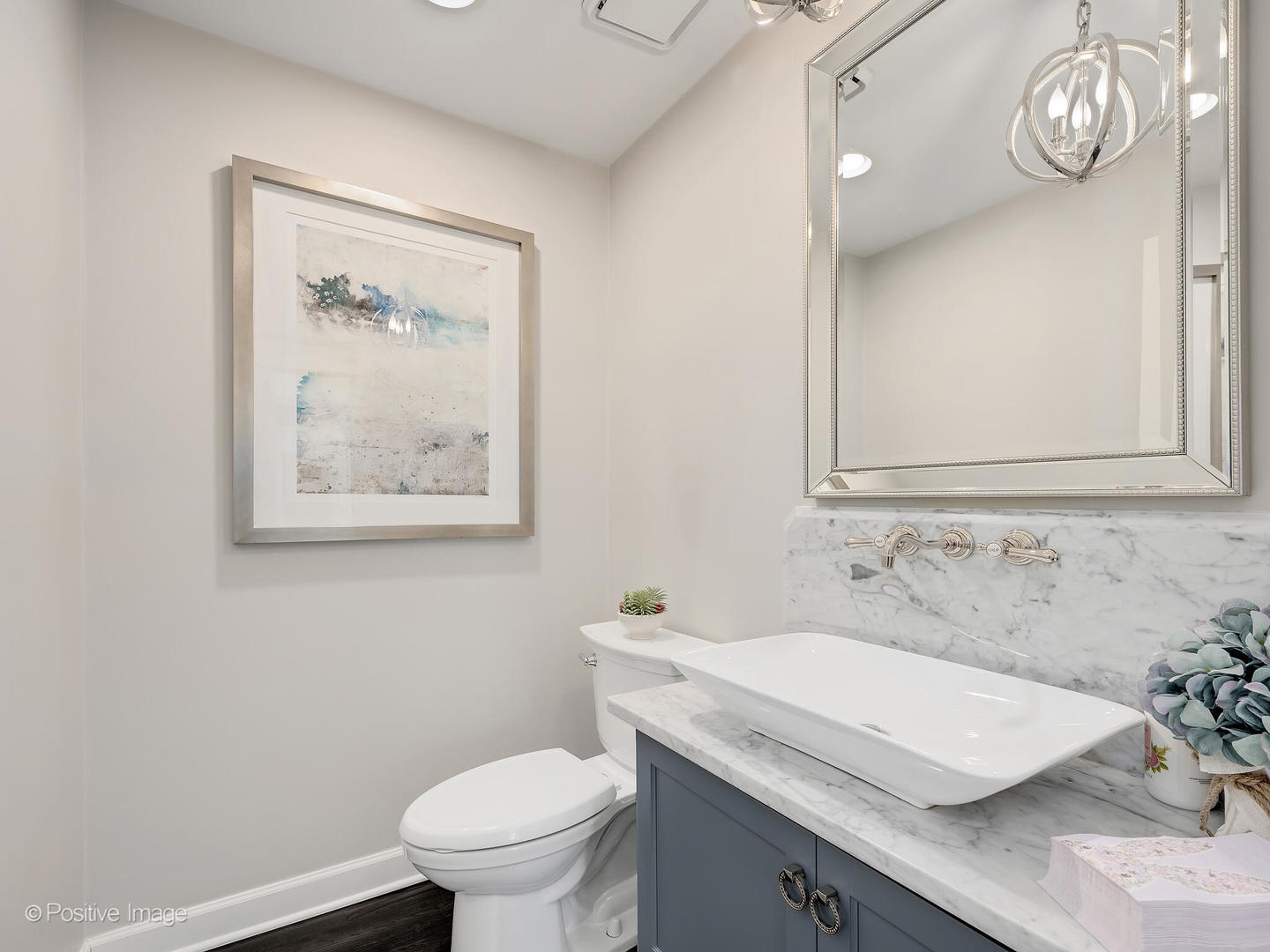 11 W Birchwood Avenue, Hinsdale, IL 60521