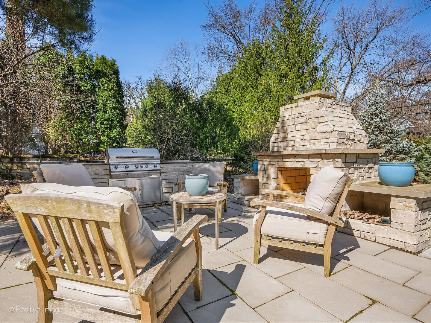 11 W Birchwood Avenue, Hinsdale, IL 60521