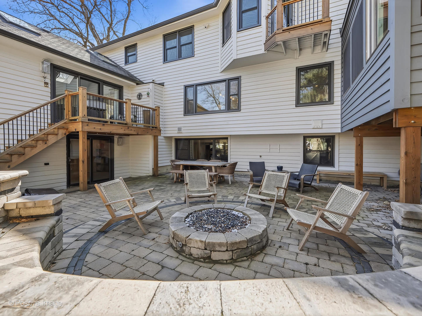 11 W Birchwood Avenue, Hinsdale, IL 60521