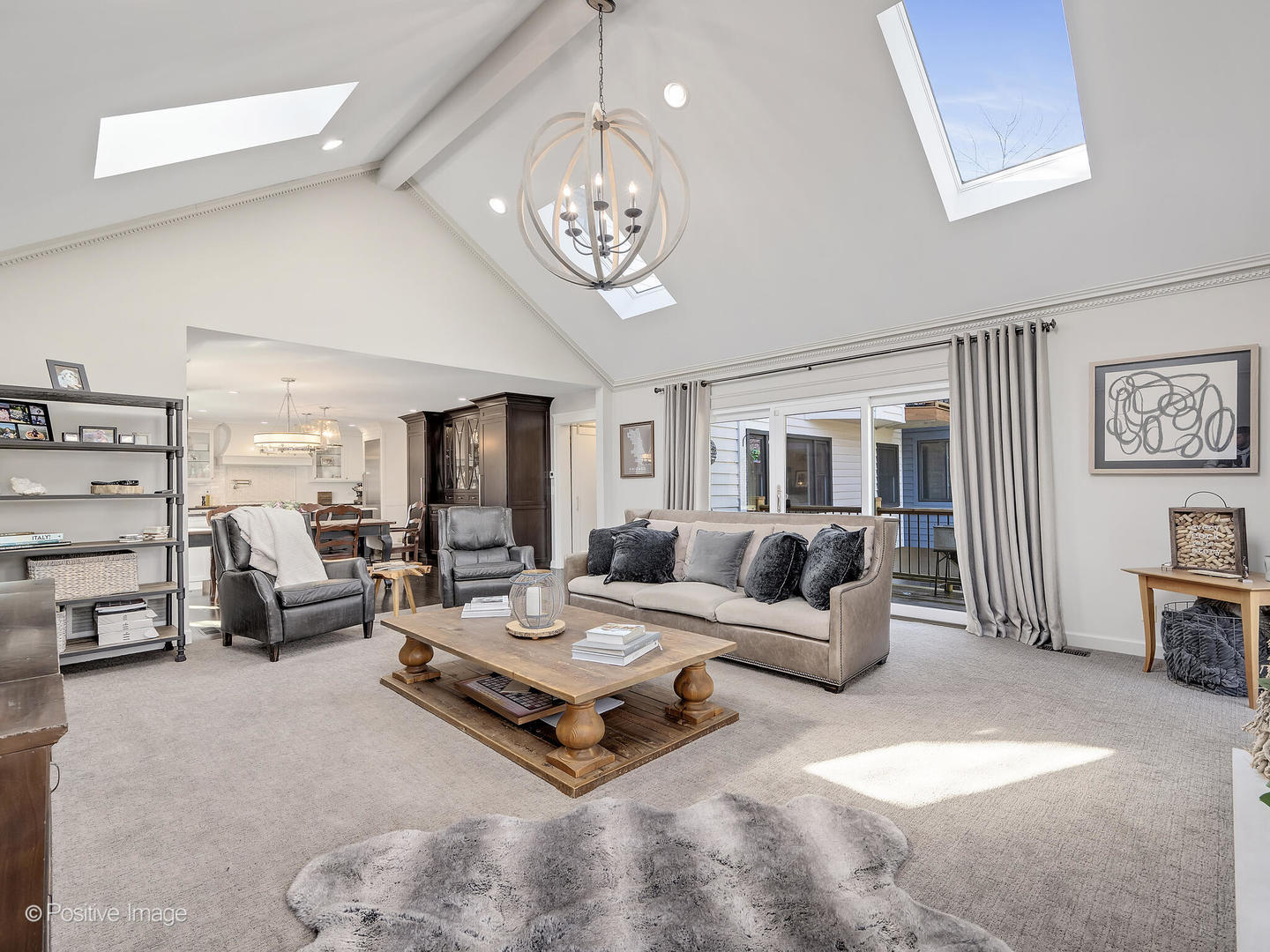 11 W Birchwood Avenue, Hinsdale, IL 60521