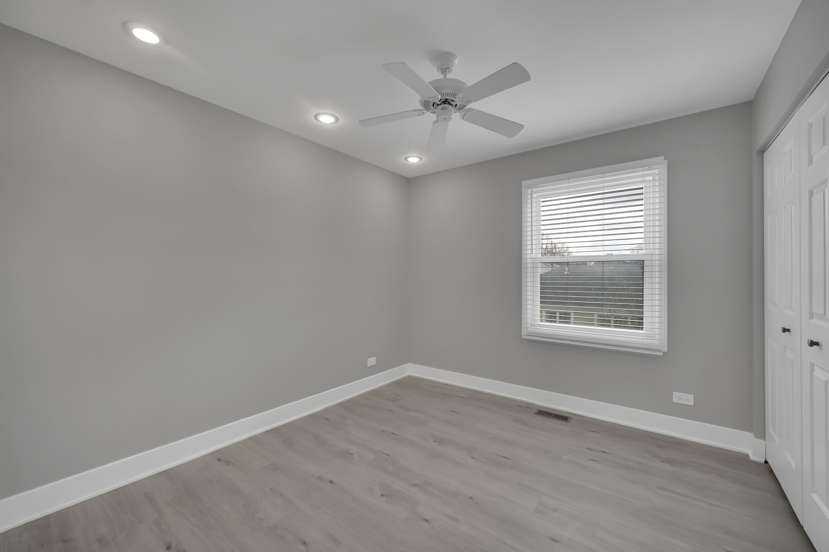 5 Wakefield Lane, Buffalo Grove, IL 60089