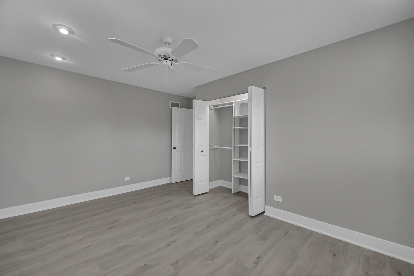 5 Wakefield Lane, Buffalo Grove, IL 60089