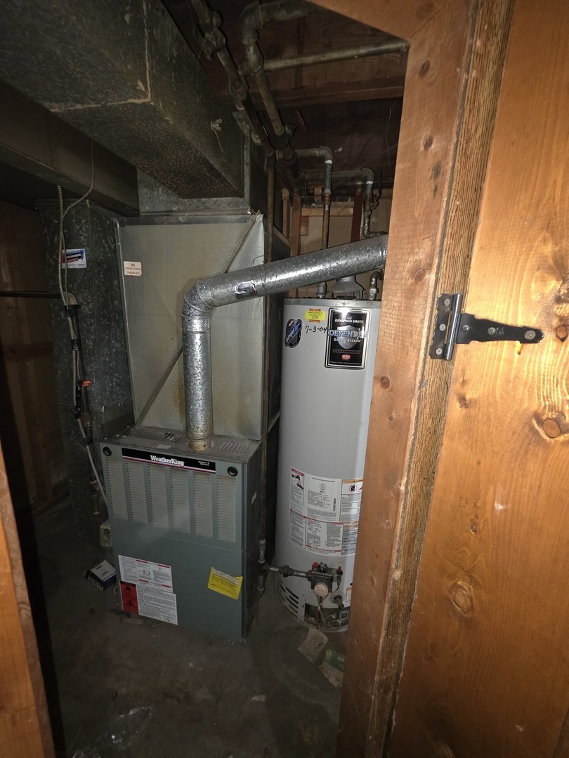 15518 Maple Street, South Holland, IL 60473