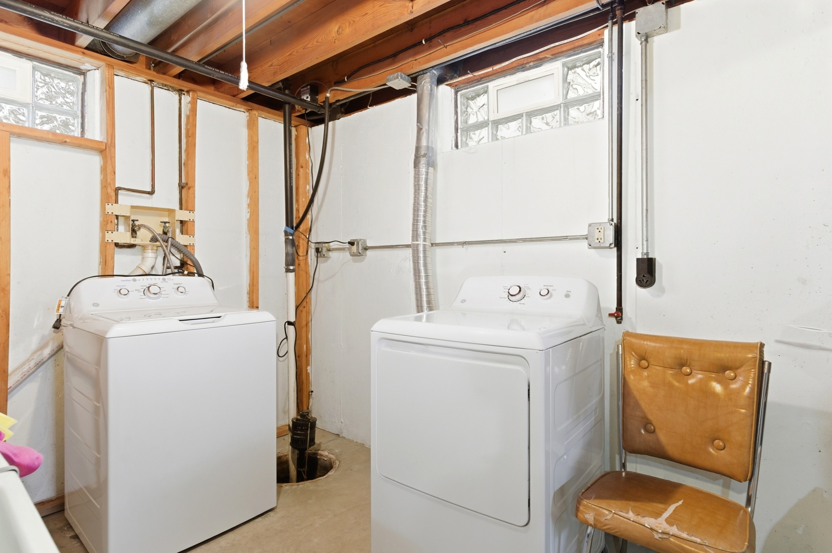 11530 S Il Route 23, Marengo, IL 60152