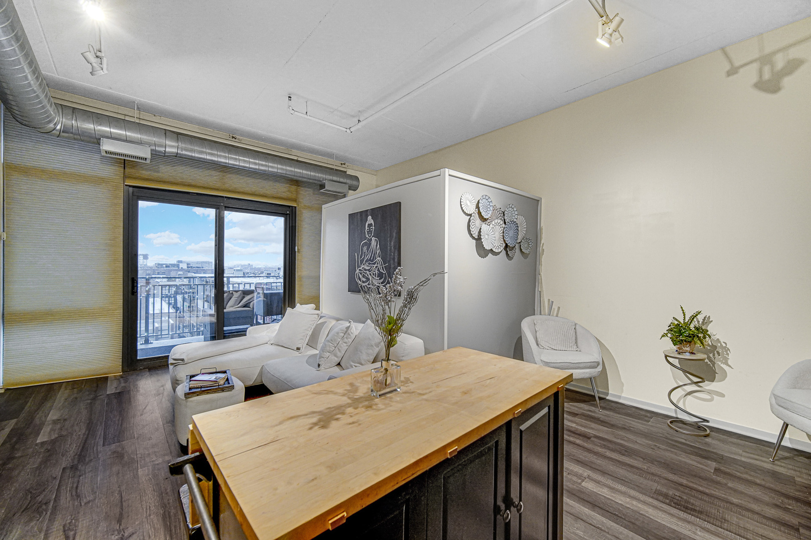 212 E CULLERTON Street #811, Chicago, IL 60616