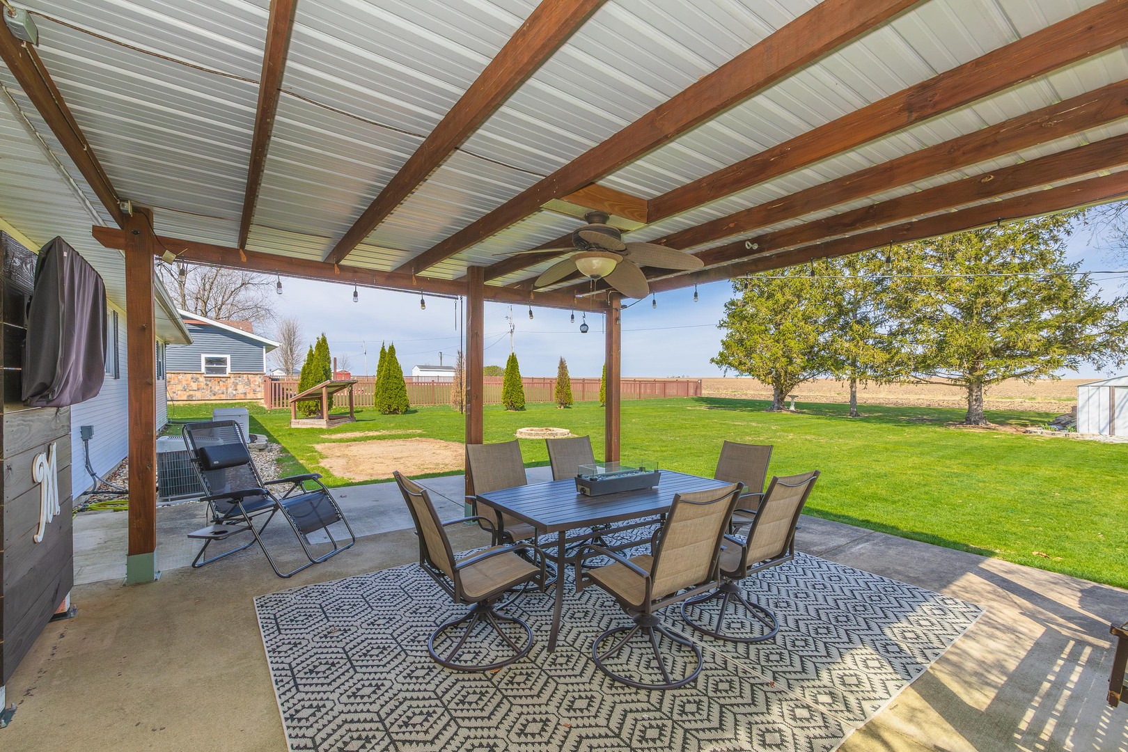 405 W Jeffery Street, Cullom, IL 60929