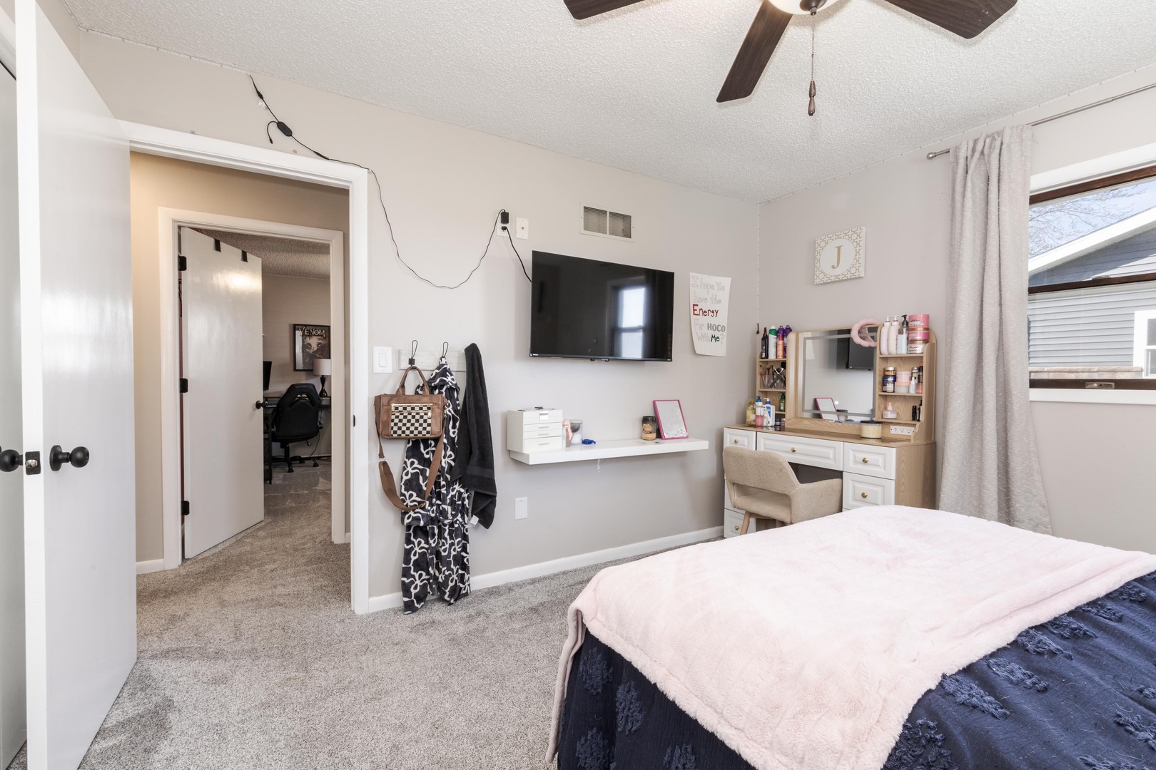 405 W Jeffery Street, Cullom, IL 60929