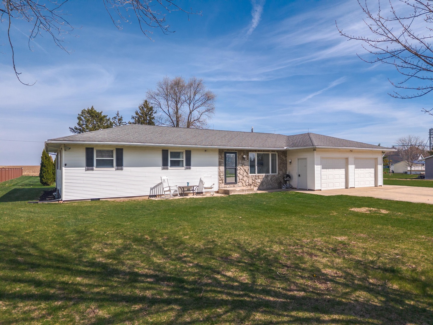 405 W Jeffery Street, Cullom, IL 60929