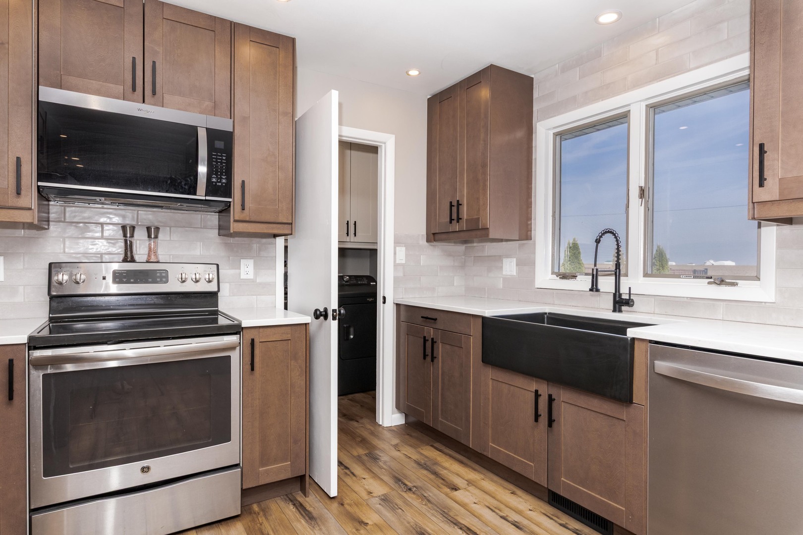 405 W Jeffery Street, Cullom, IL 60929