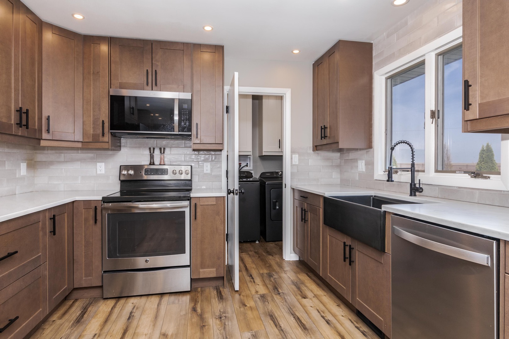 405 W Jeffery Street, Cullom, IL 60929