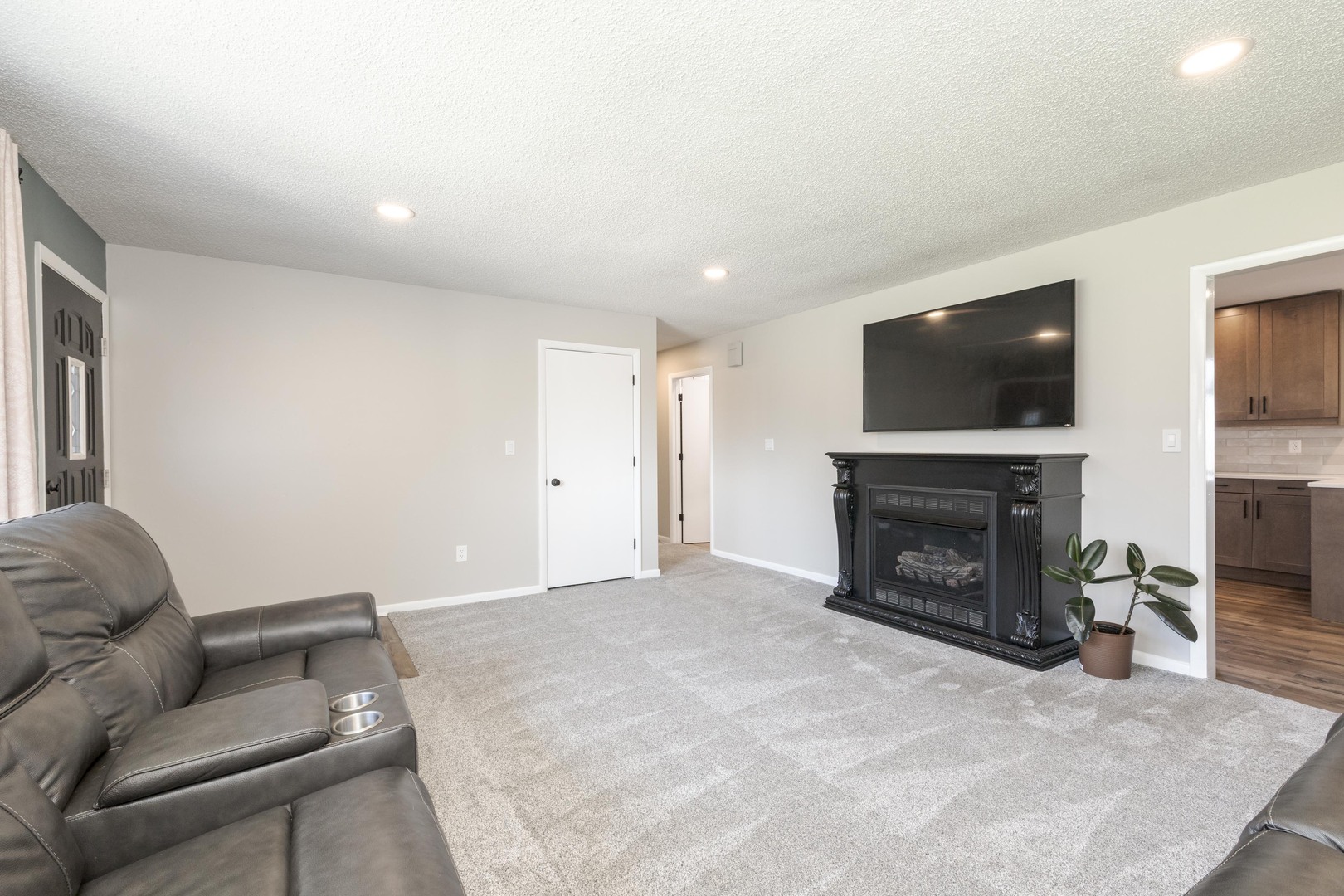 405 W Jeffery Street, Cullom, IL 60929