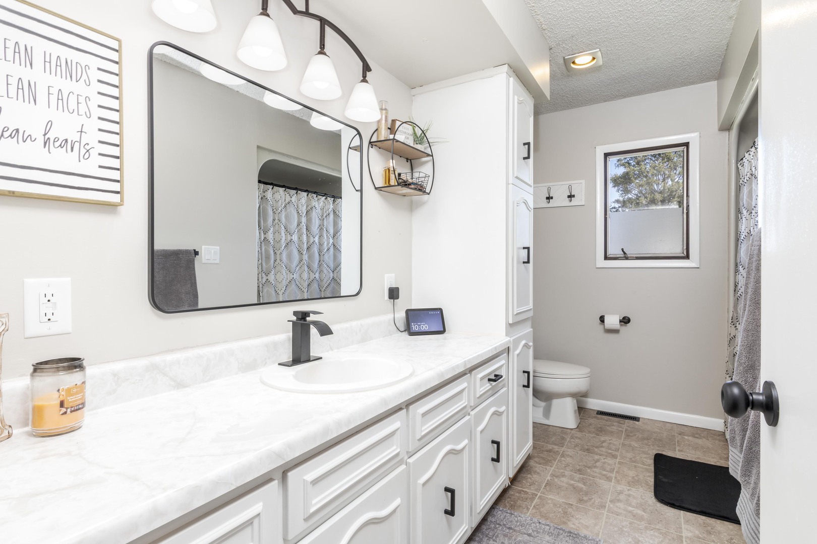 405 W Jeffery Street, Cullom, IL 60929