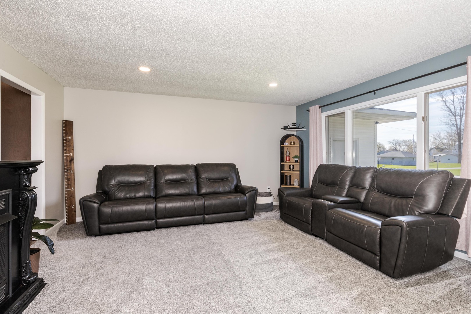 405 W Jeffery Street, Cullom, IL 60929